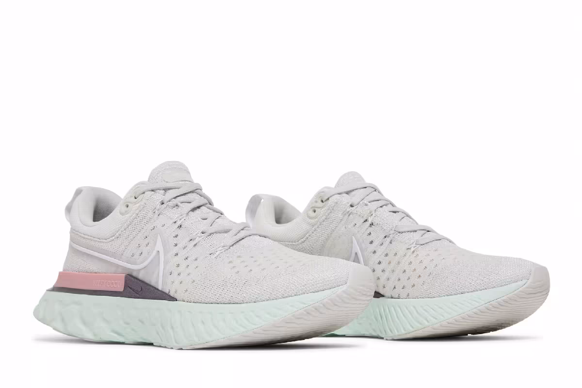 Nike Women's React Infinity Run Flyknit 2 Platinum Tint, view 9