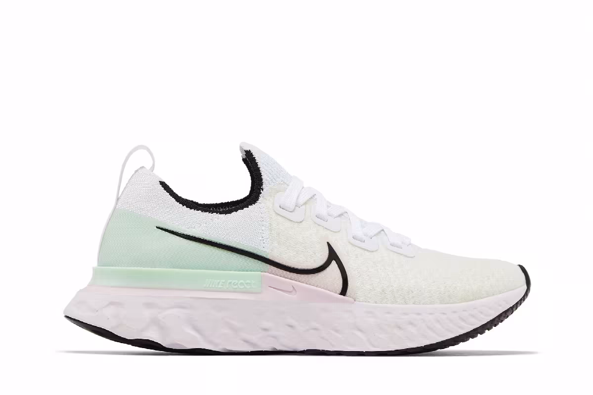 Nike Women's React Infinity Run FK Iced Lilac, view 2