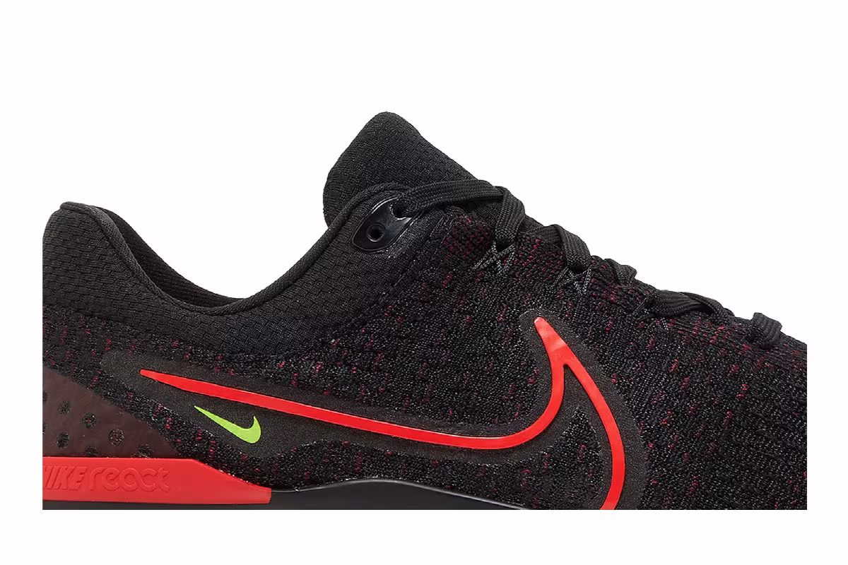 Nike React Infinity Run Flyknit 3 Black Siren Red, view 3