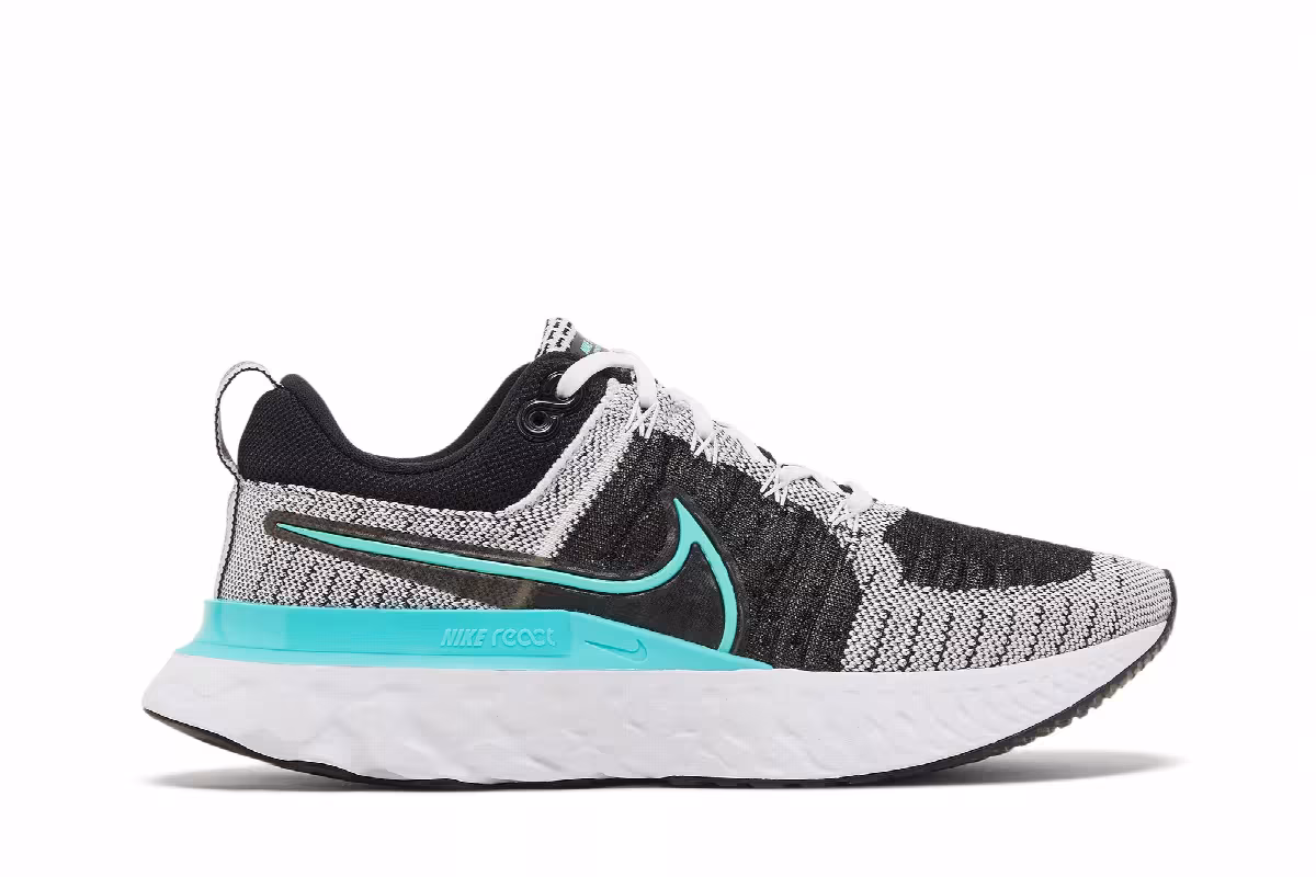 Nike Women's React Infinity Run Flyknit 2 Black Aurora Green, view 2