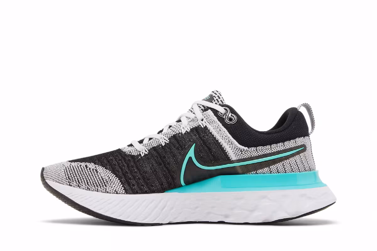 Nike Women's React Infinity Run Flyknit 2 Black Aurora Green, view 4