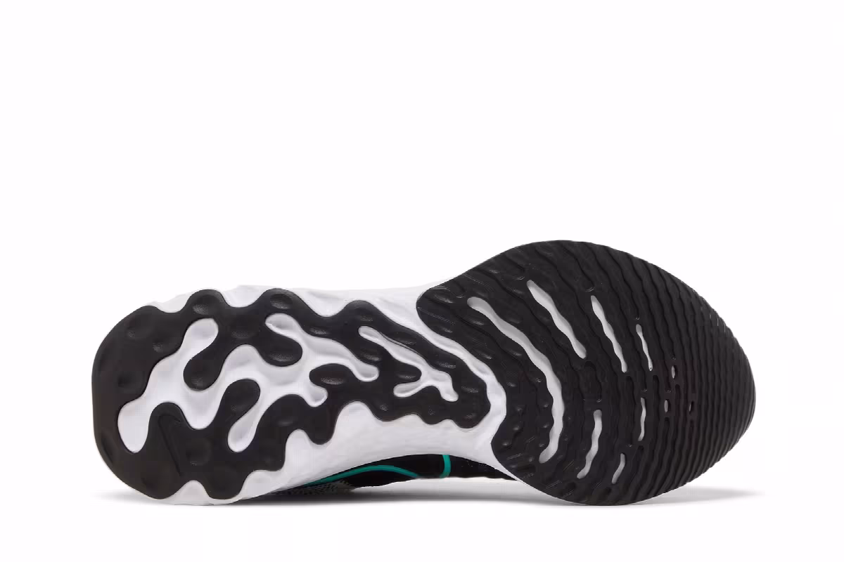 Nike Women's React Infinity Run Flyknit 2 Black Aurora Green, view 5