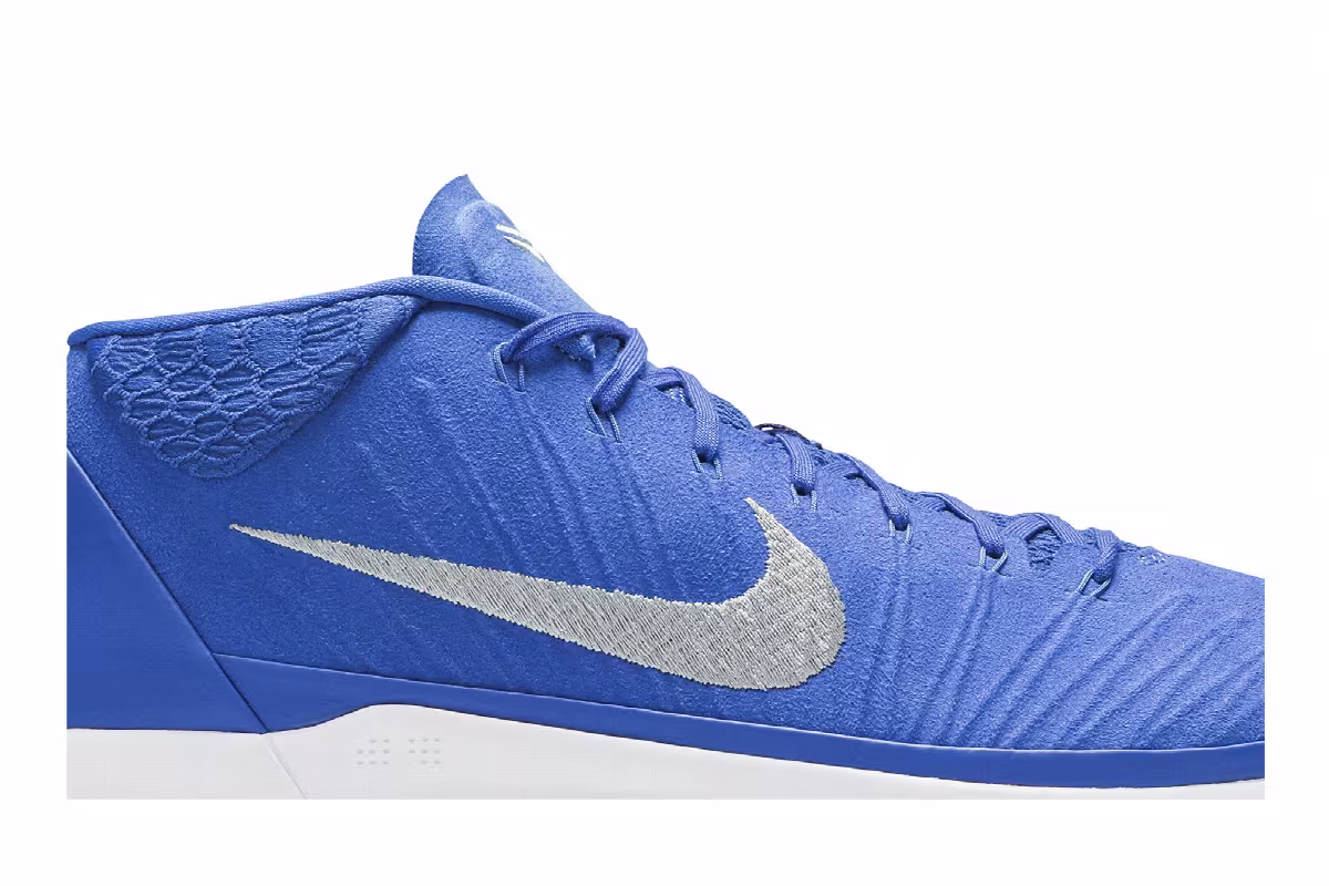 Nike Kobe A.D. Mid Signal Blue Silver, view 3