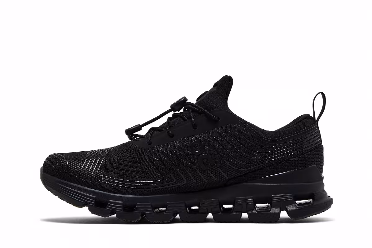ON Women's Cloud X Z5 All Black, view 4