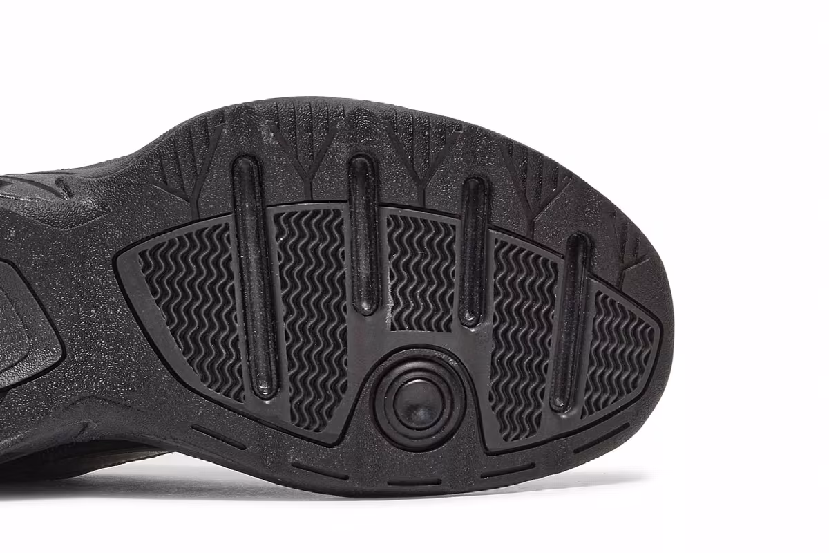 Nike Air Monarch IV Black, view 6