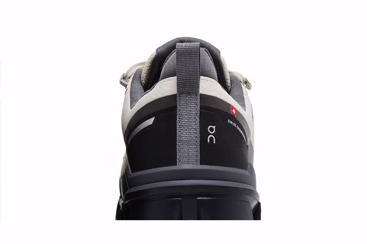 ON Cloudwander Waterproof Sand Black, view 8