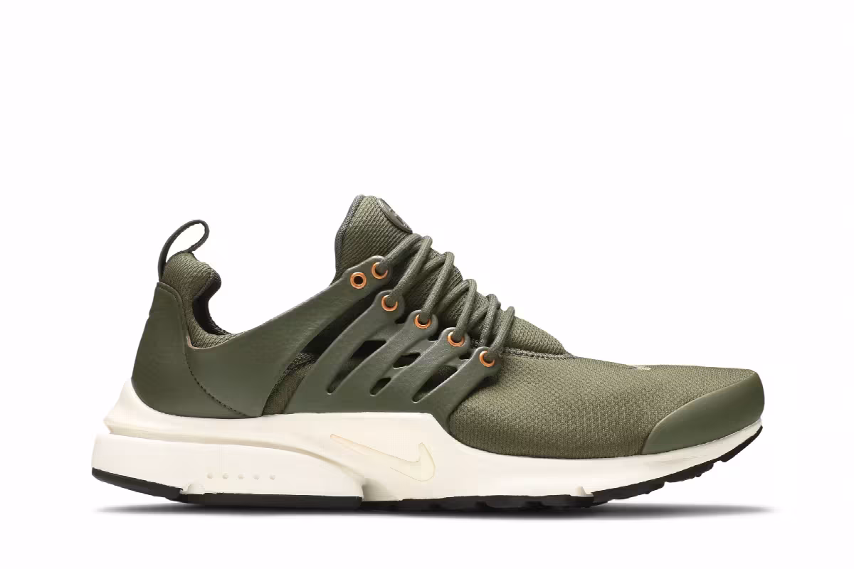 Nike Air Presto Premium Medium Olive, view 2