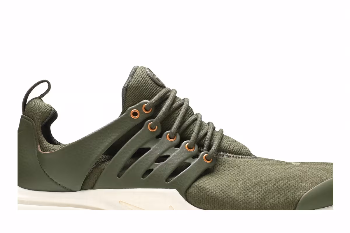 Nike Air Presto Premium Medium Olive, view 3