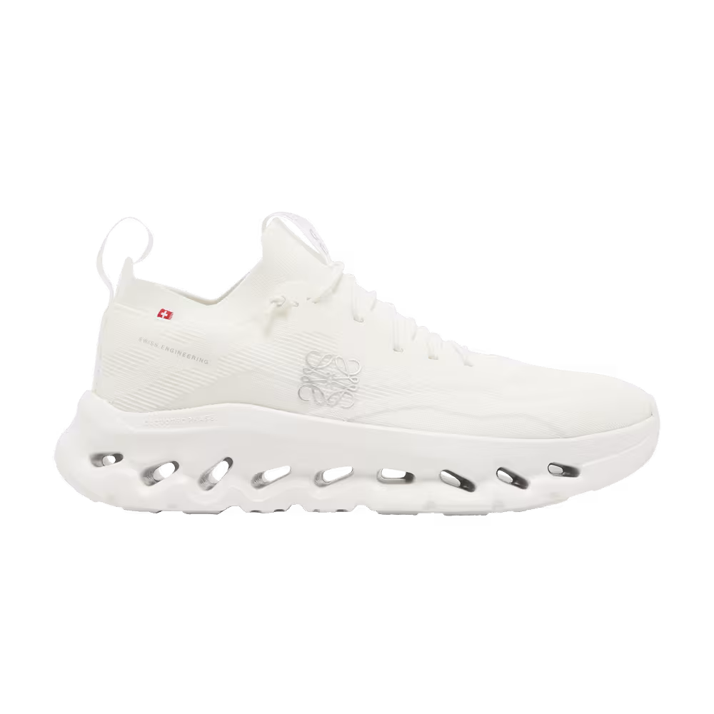 Loewe x ON Women's Cloudtilt All White