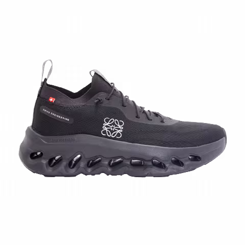 Loewe x ON Wmns Cloudtilt 'Black'