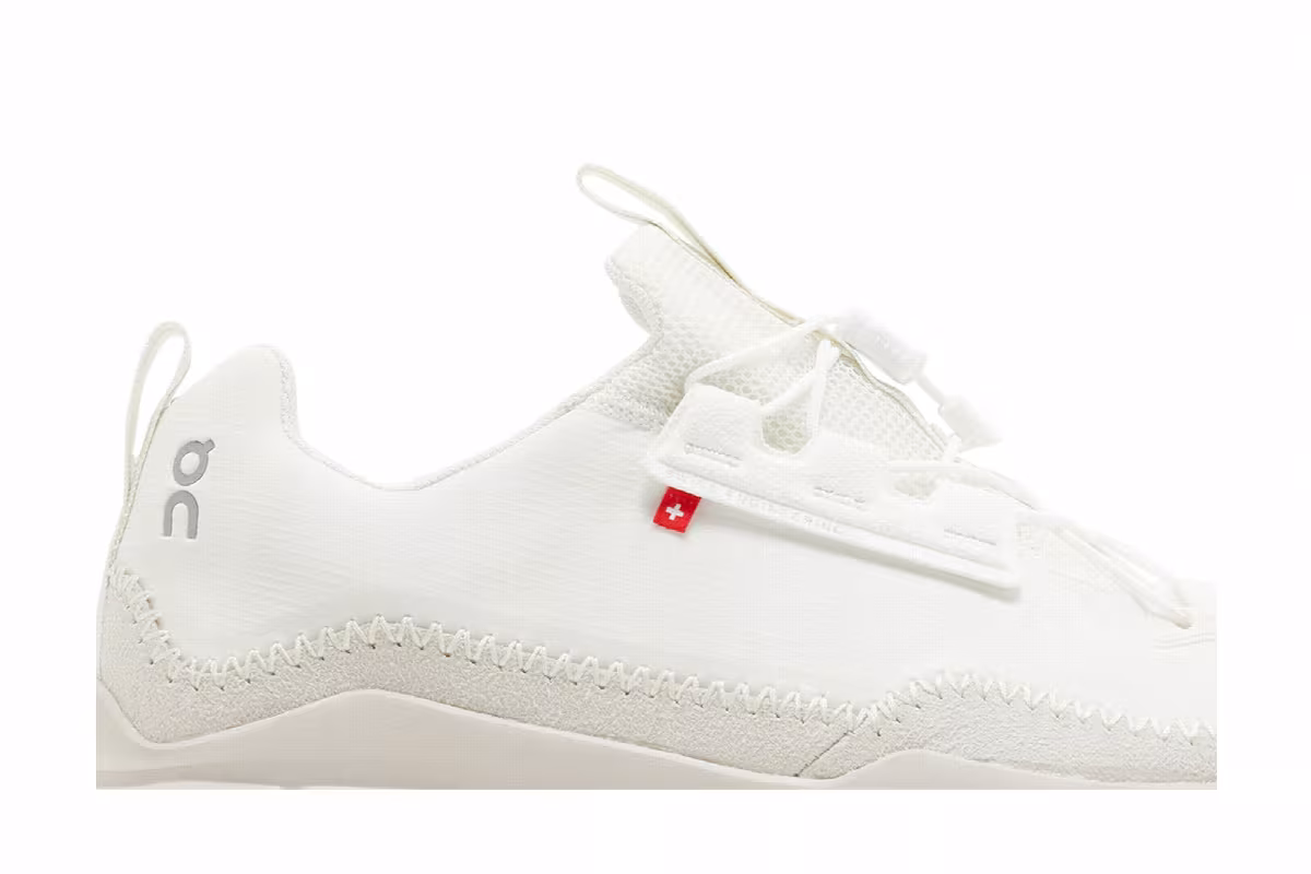 ON Cloudaway Ivory Pearl, view 3