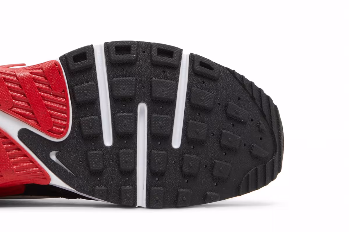 Nike Air Max Excee Bred, view 6