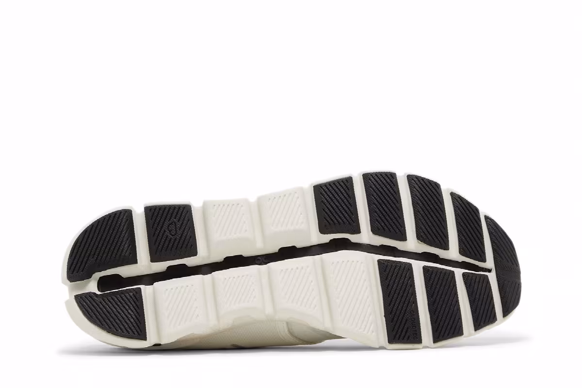 ON Women's Cloud X 3 White Black, view 5