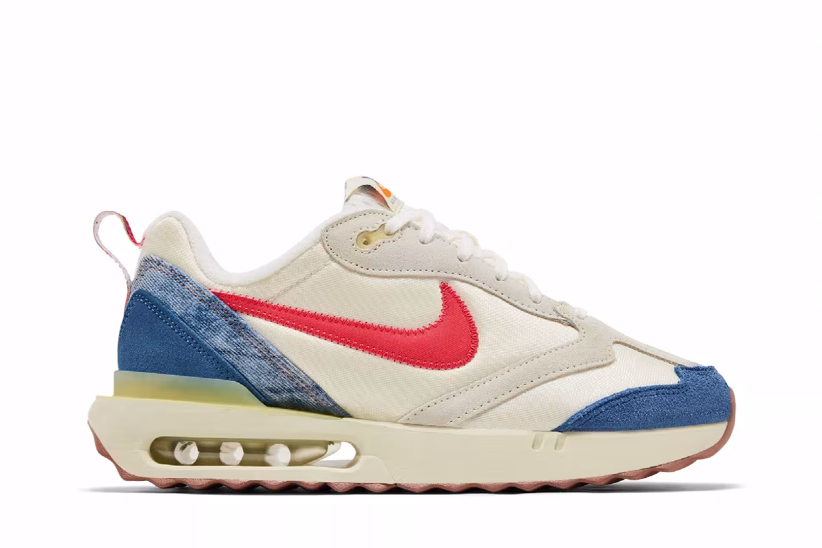 Nike Air Max Dawn Coconut Milk Track Red, view 2