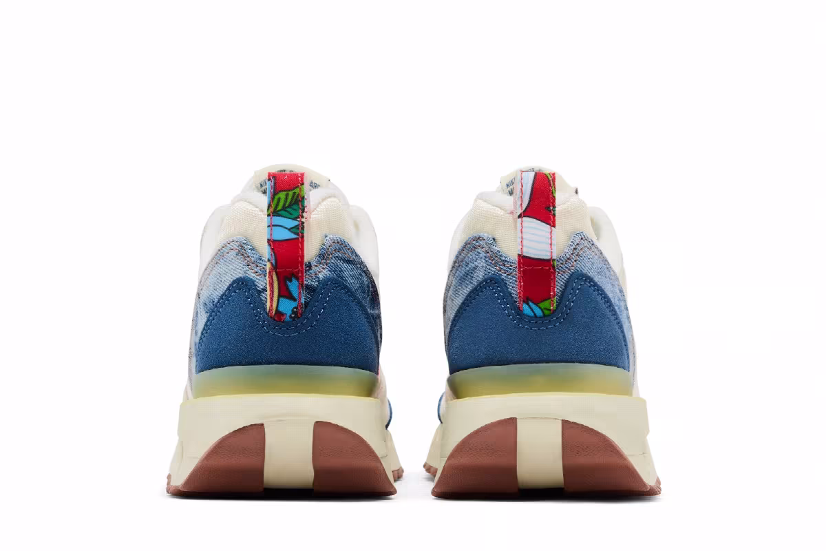 Nike Air Max Dawn Coconut Milk Track Red, view 7