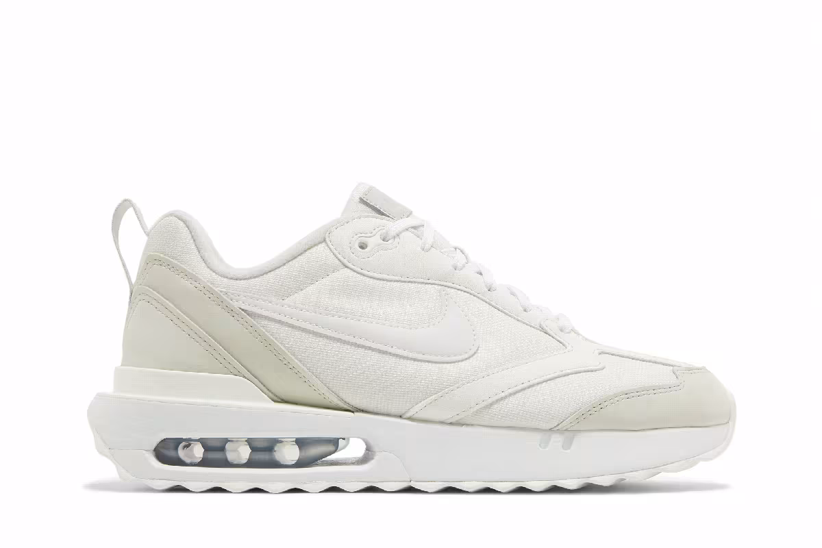 Nike Women's Air Max Dawn Phantom, view 2