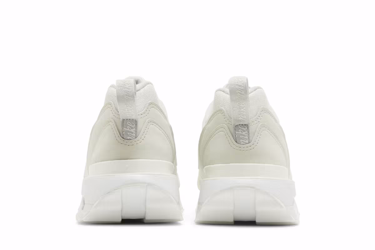 Nike Women's Air Max Dawn Phantom, view 7