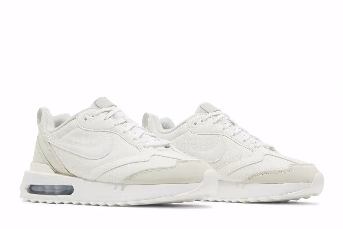 Nike Women's Air Max Dawn Phantom, view 9