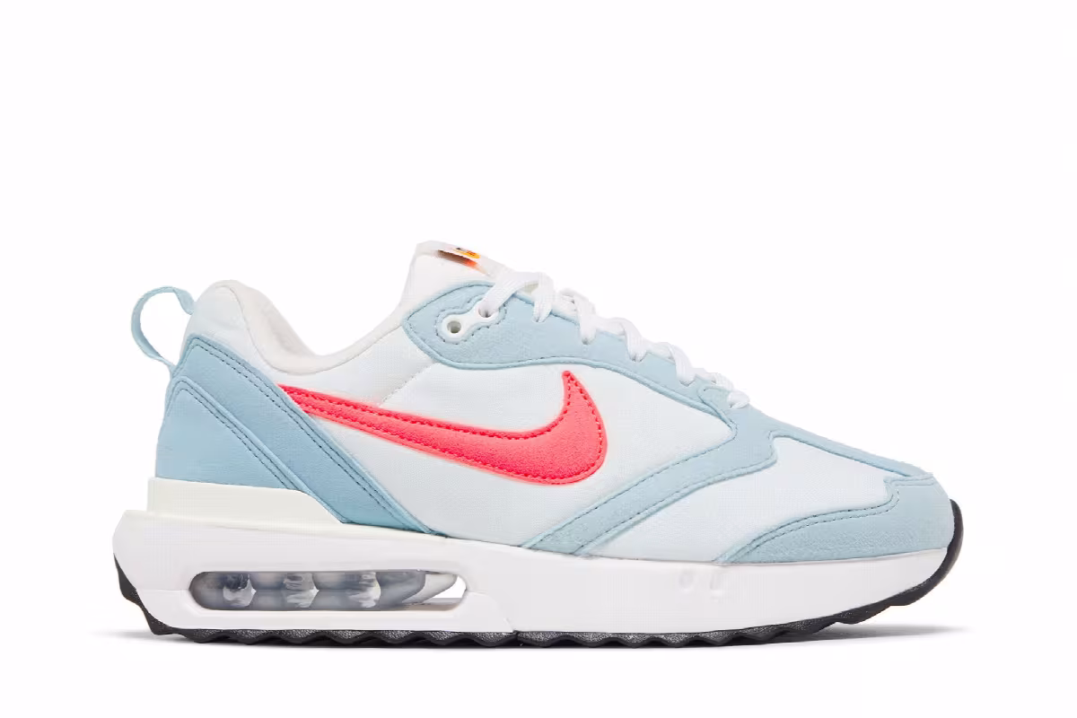 Nike Women's Air Max Dawn Ghost Aqua Flash Crimson, view 2