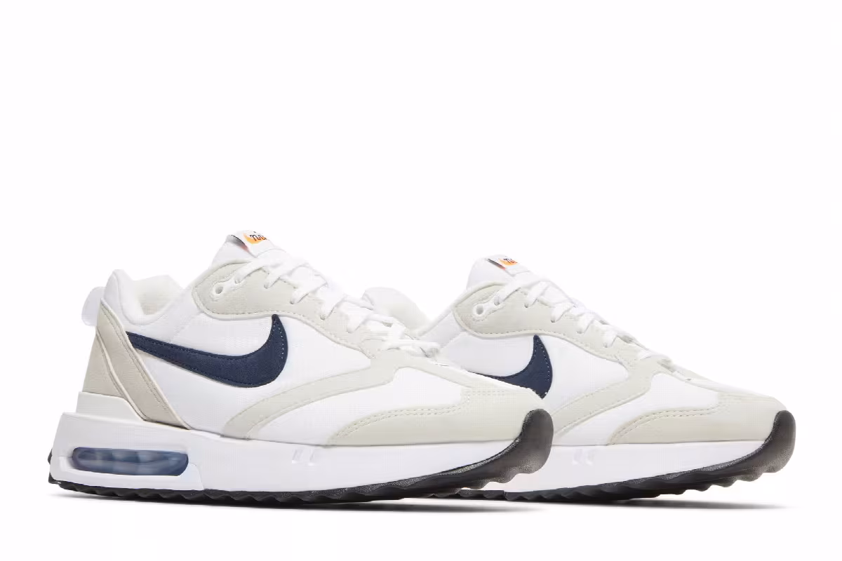 Nike Women's Air Max Dawn Light Bone Midnight Navy, view 9