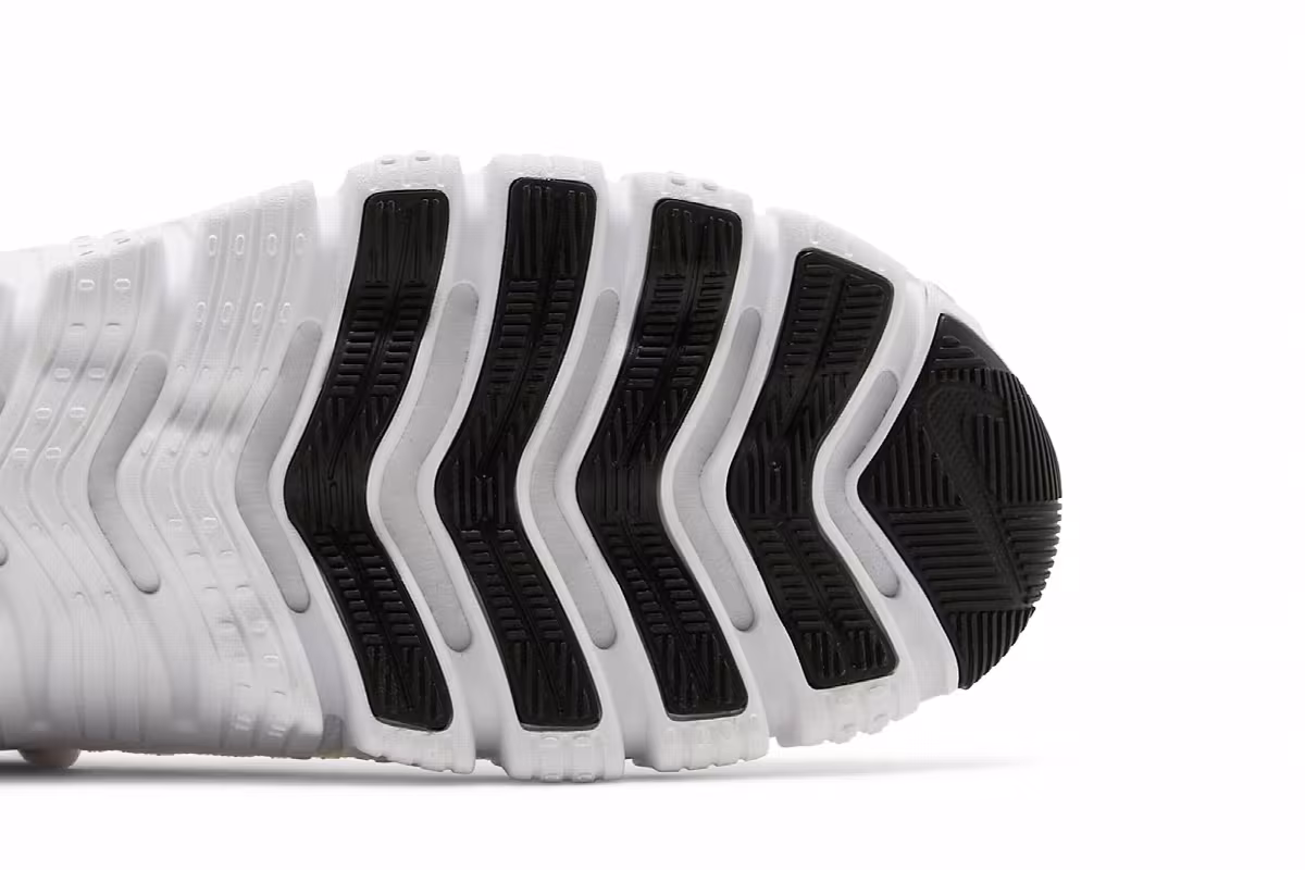 Nike Free Metcon 4 White Black, view 6