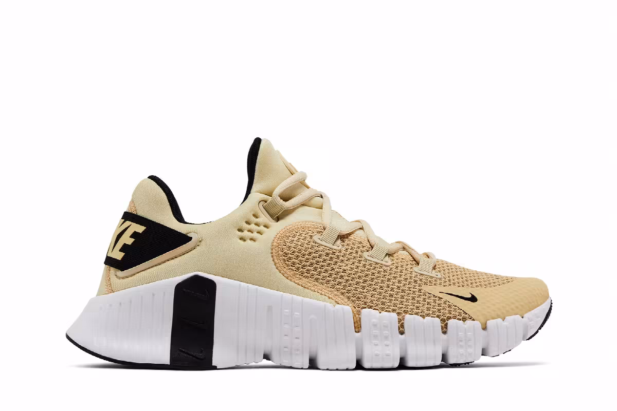 Nike Free Metcon 4 Vegas Gold, view 2