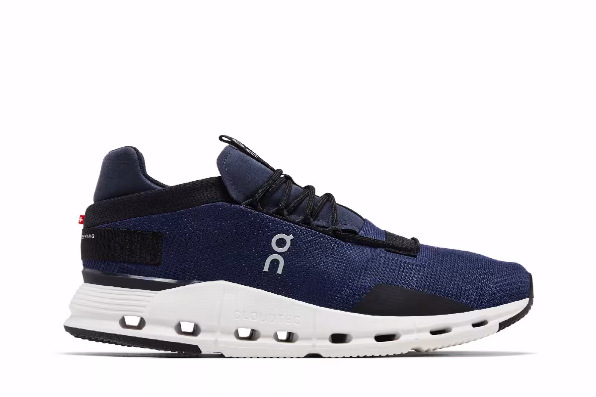ON Cloudnova Navy White, view 2