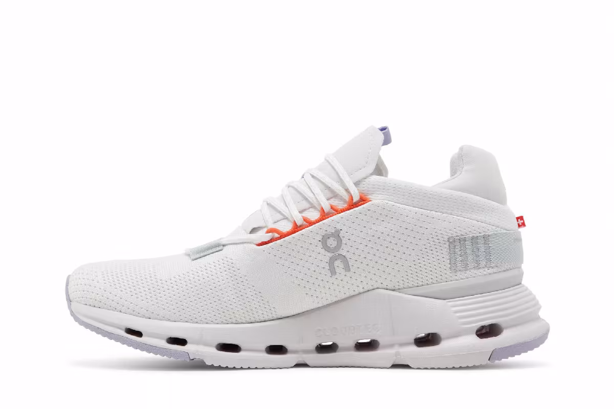 ON Women's Cloudnova White Glacier, view 4
