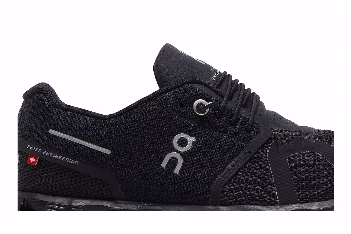ON Women's Cloud 5 Black, view 3