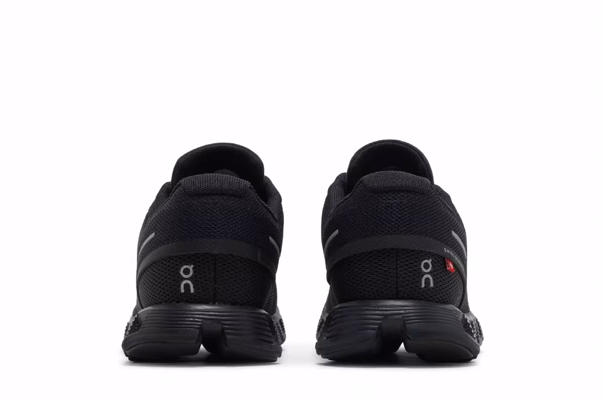 ON Women's Cloud 5 Black, view 7