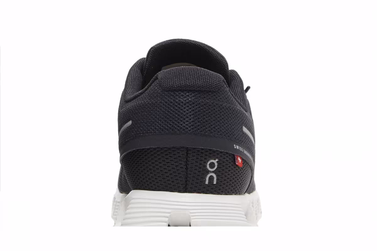 ON Women's Cloud 5 Black White, view 8