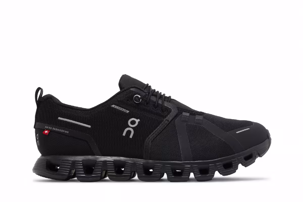 ON Women's Cloud 5 Waterproof All Black, view 2