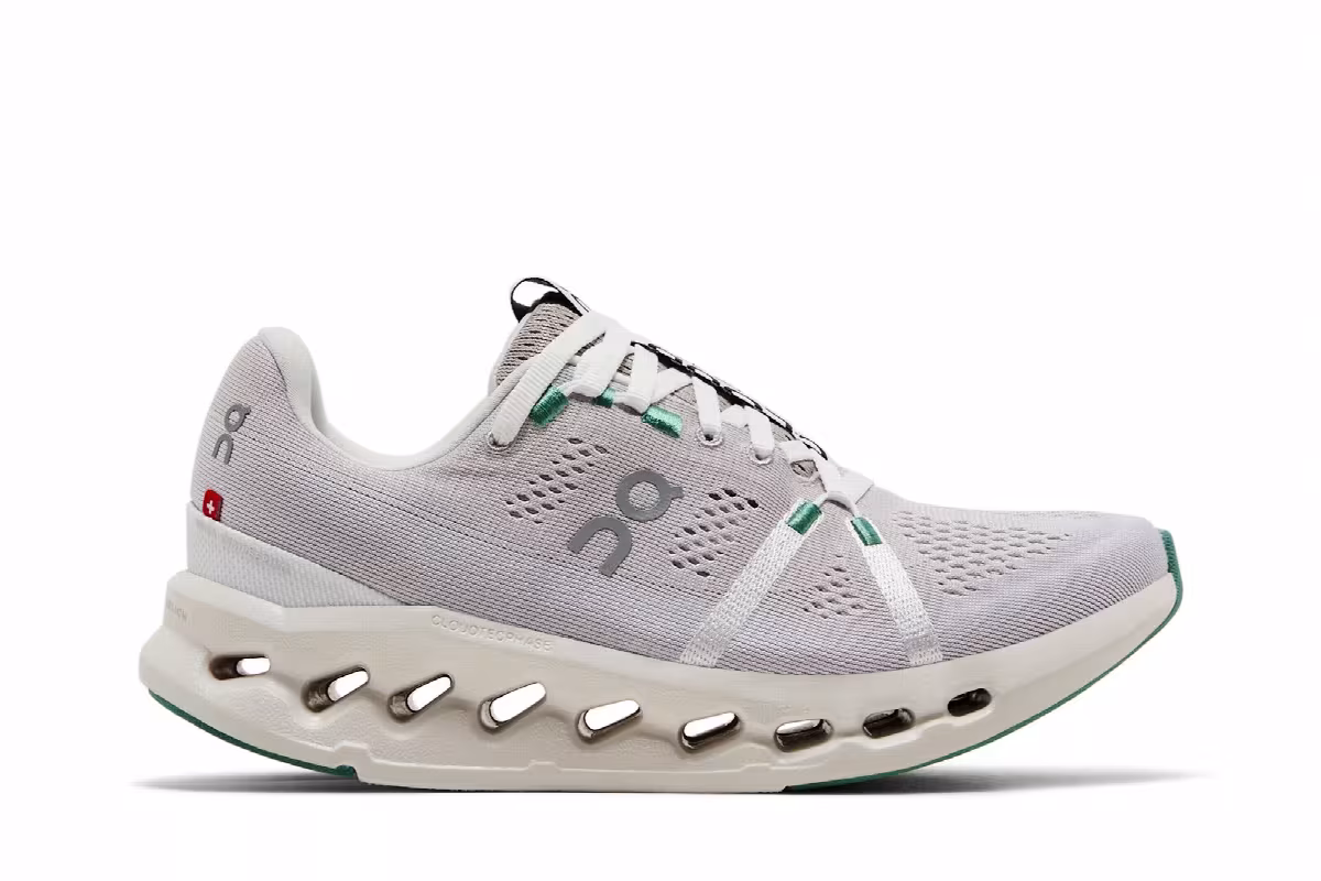 ON Women's Cloudsurfer Pearl Ivory, view 2