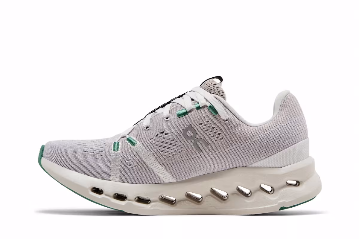 ON Women's Cloudsurfer Pearl Ivory, view 4