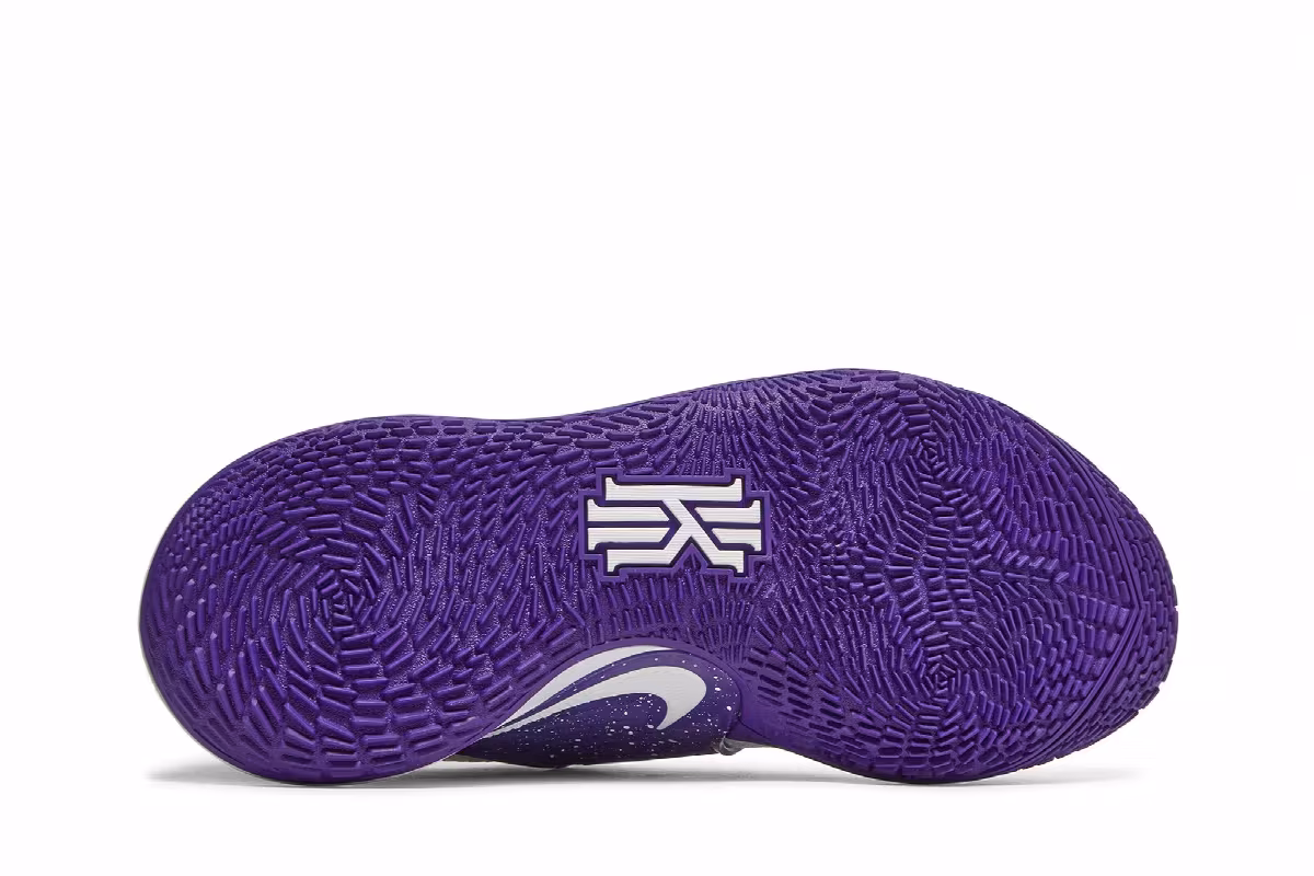Nike Kyrie Low TB Field Purple, view 5