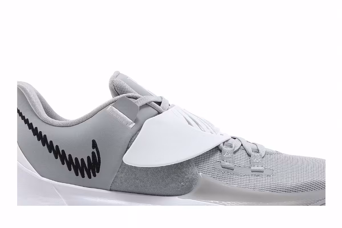 Nike Kyrie Low 3 TB Wolf Grey, view 3