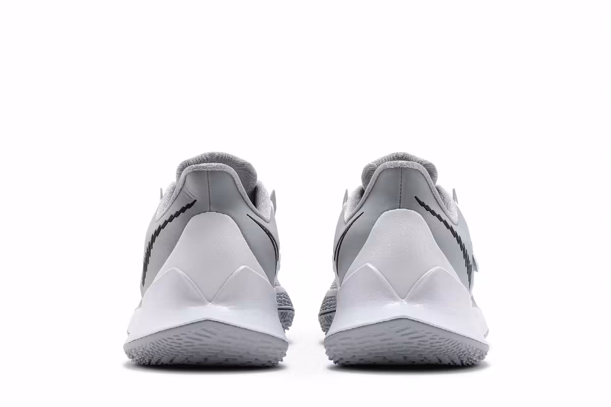Nike Kyrie Low 3 TB Wolf Grey, view 7