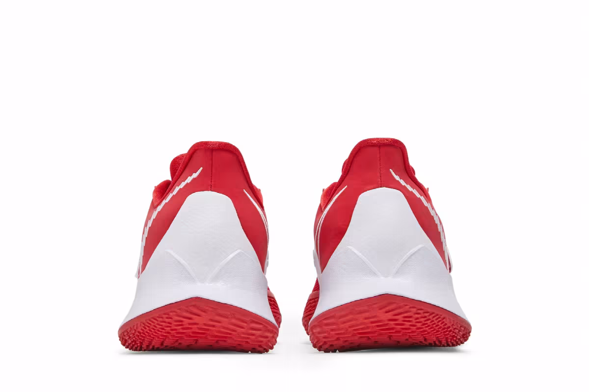 Nike Kyrie Low 3 TB University Red, view 7