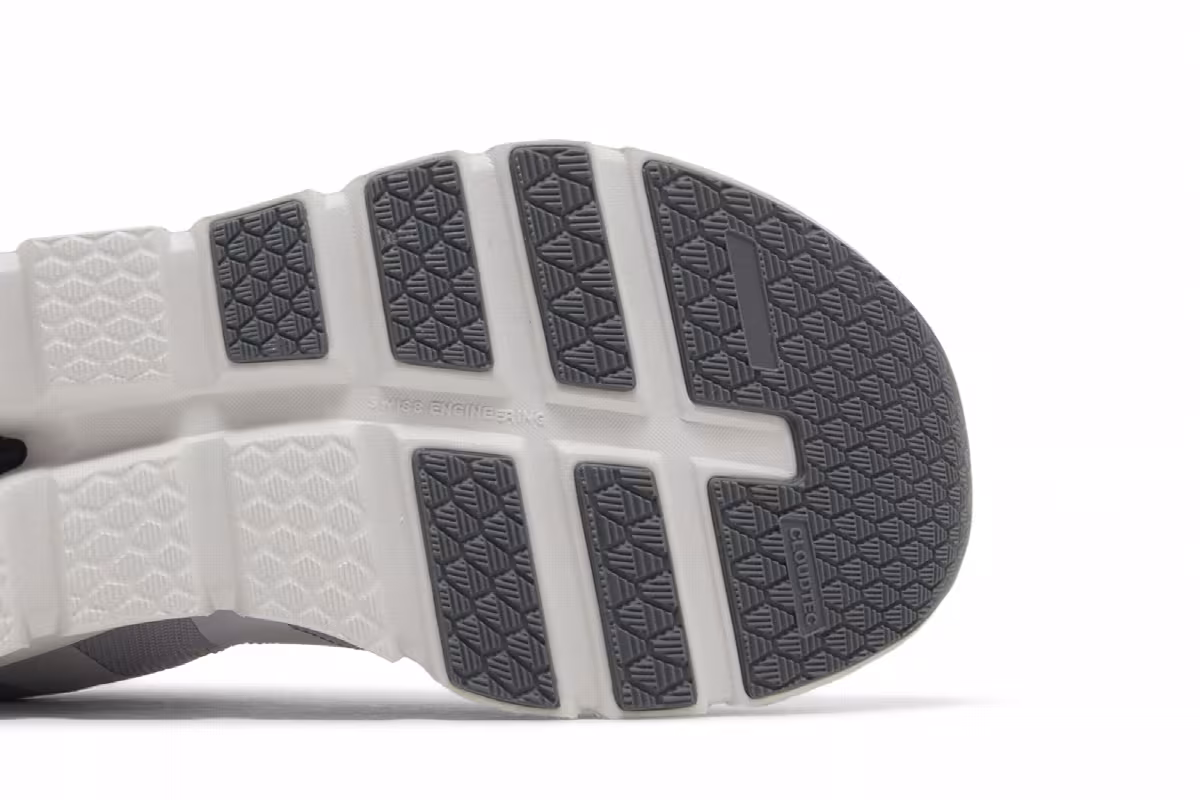 ON Women's Cloudrunner Wide White Frost, view 6