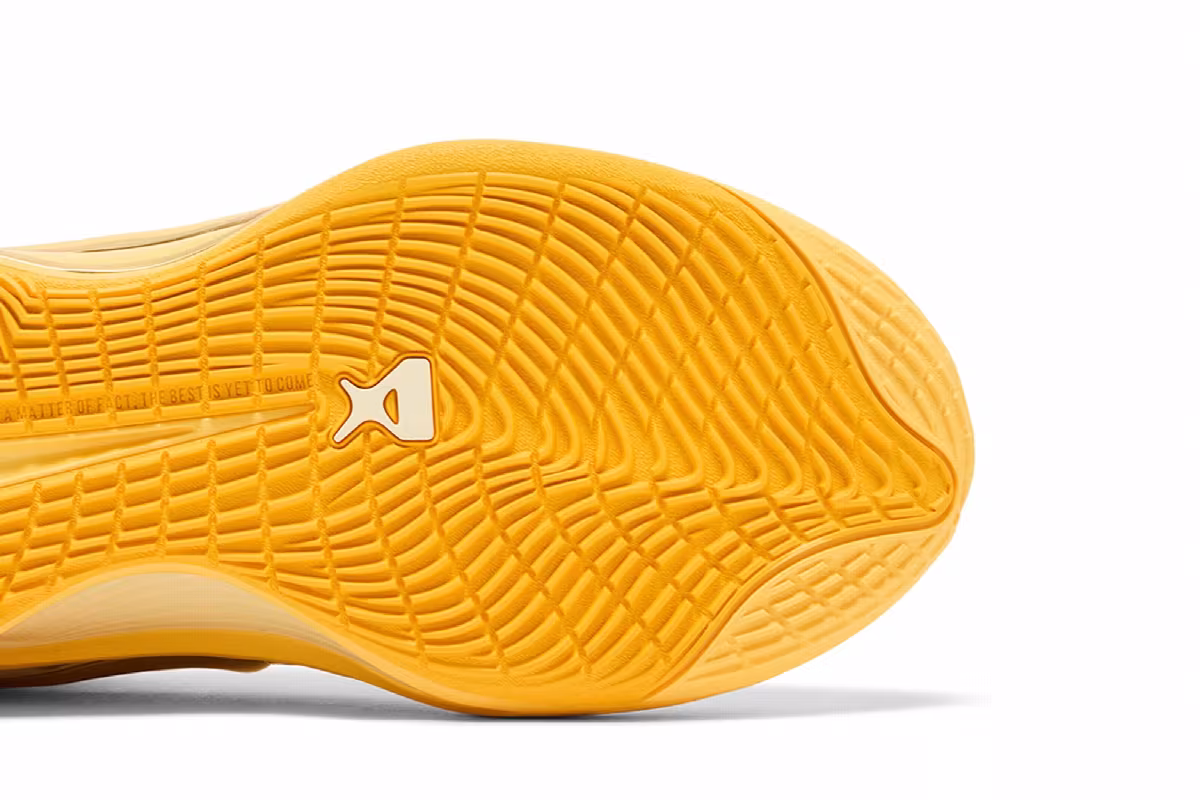 Nike Women's A'One Sunshine, view 6