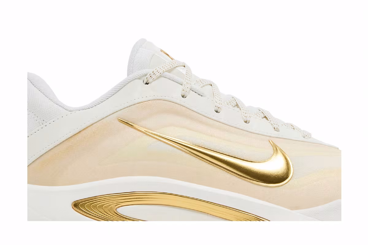 Nike Women's A'One EP Gold Dynasty, view 3