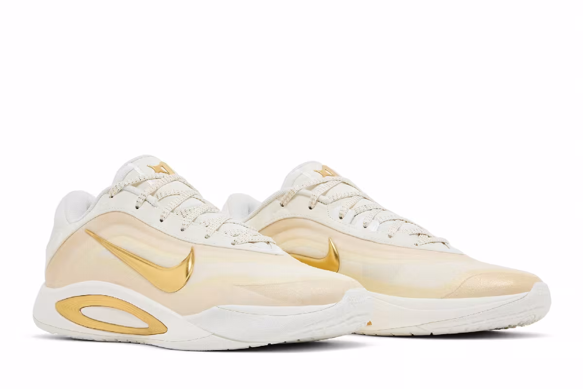 Nike Women's A'One EP Gold Dynasty, view 9