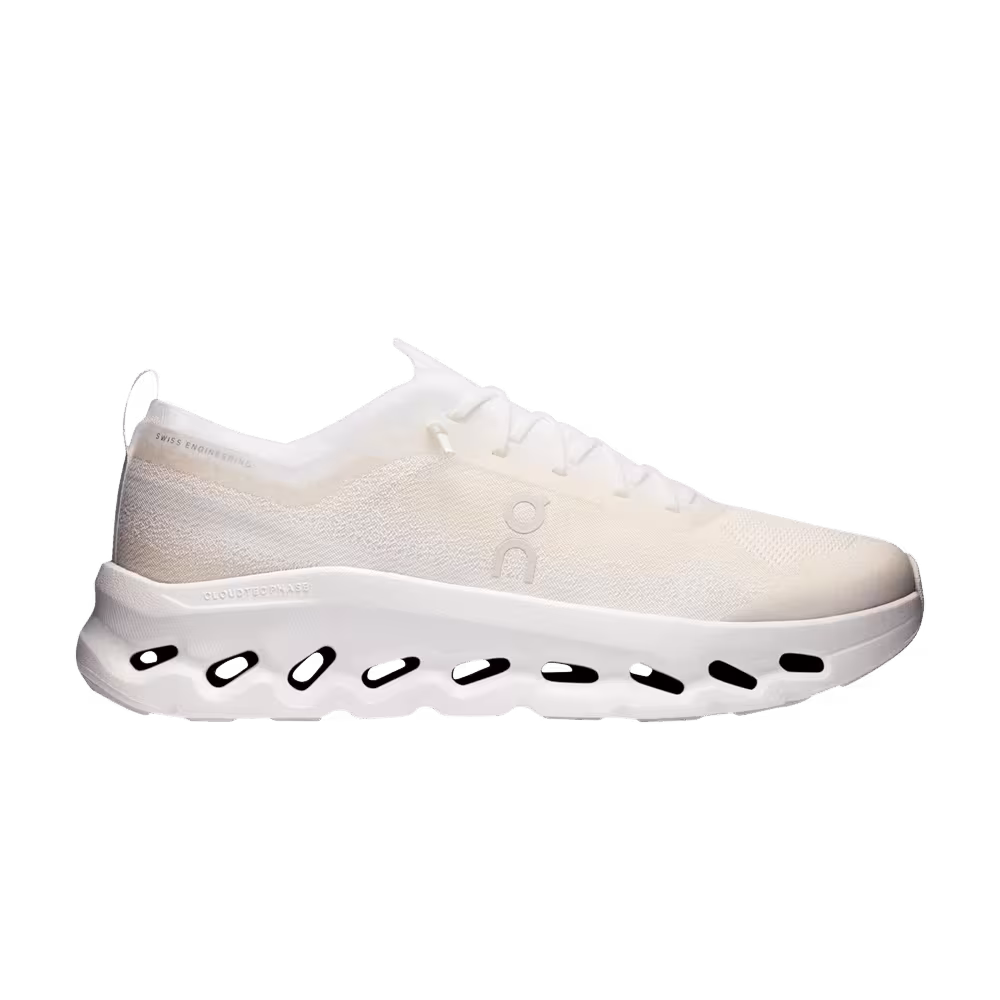 Zendaya x Cloudtilt Moon White Frost