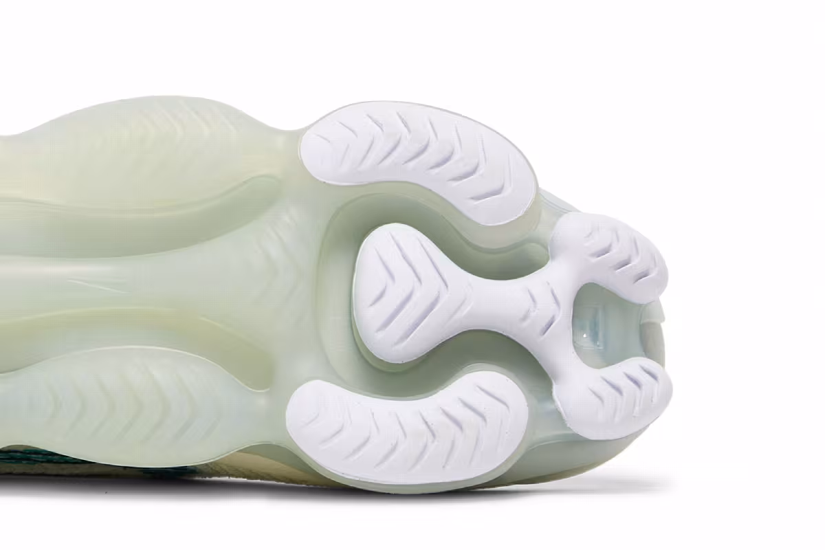 Nike Air Max Scorpion Flyknit White Clear Emerald, view 6