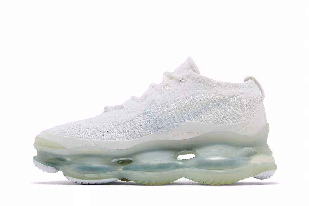 Nike Women's Air Max Scorpion Flyknit White Football Grey, view 4