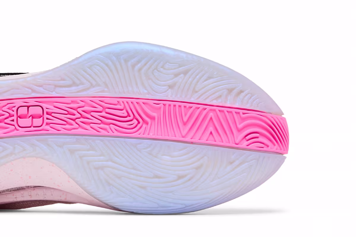 Nike Women's Sabrina 1 Promo Kay Yow, view 6