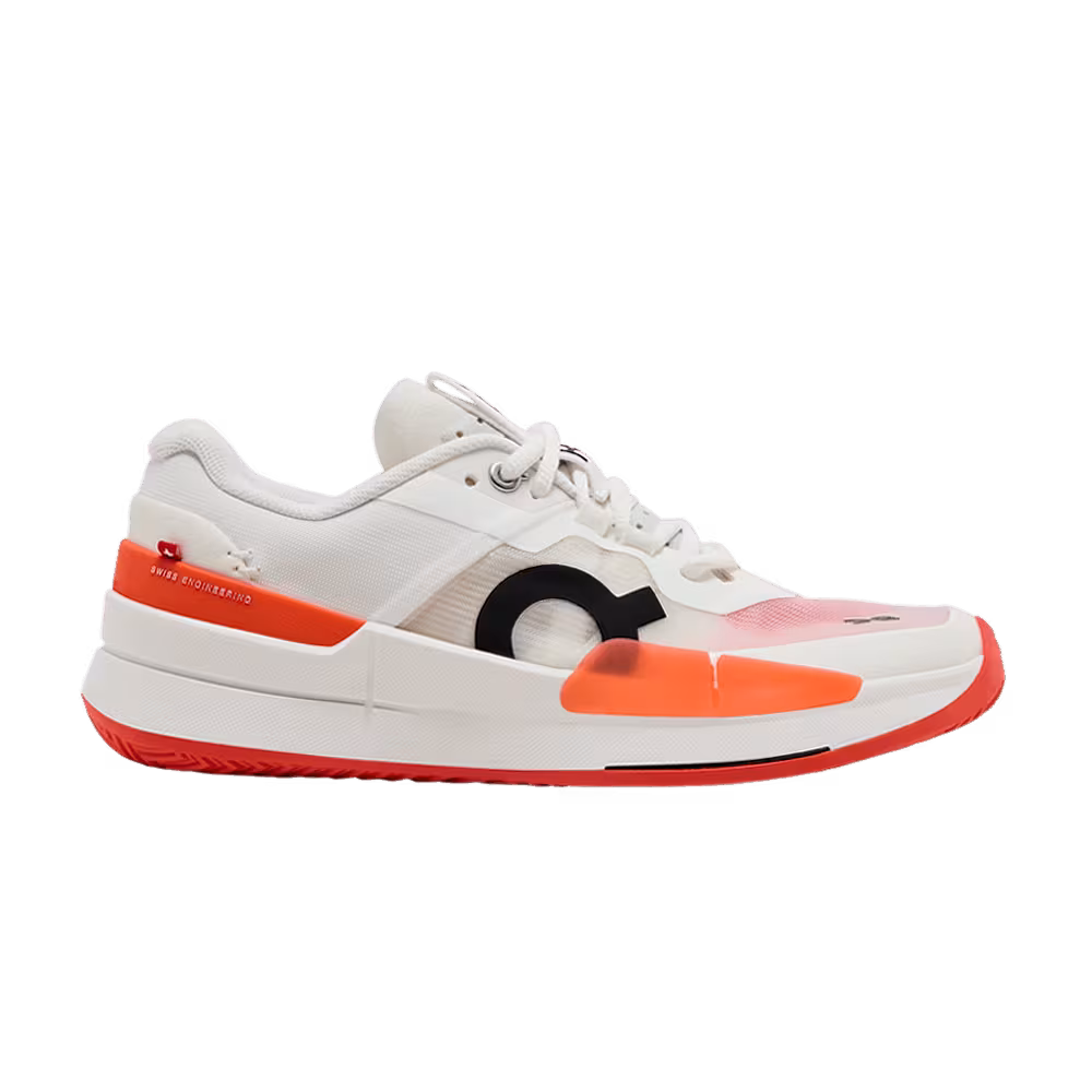 ON Women's The Roger Pro 2 Clay White Flame