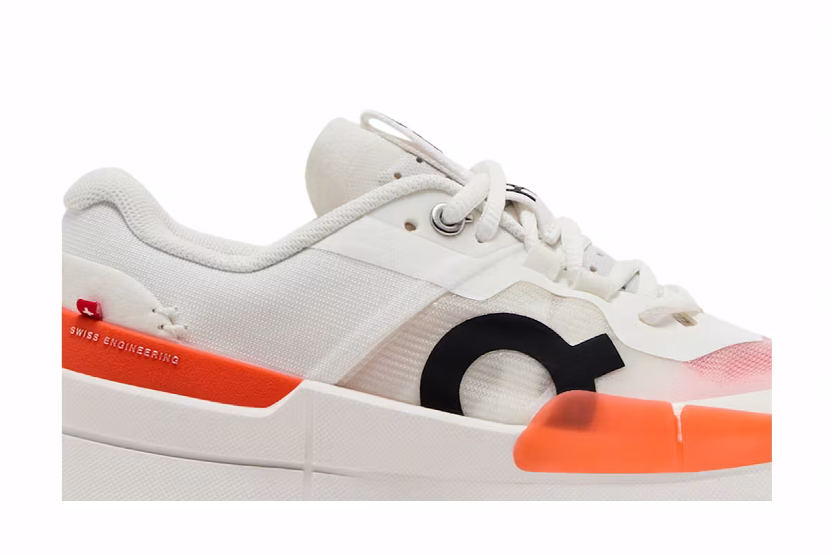 ON Women's The Roger Pro 2 Clay White Flame, view 3
