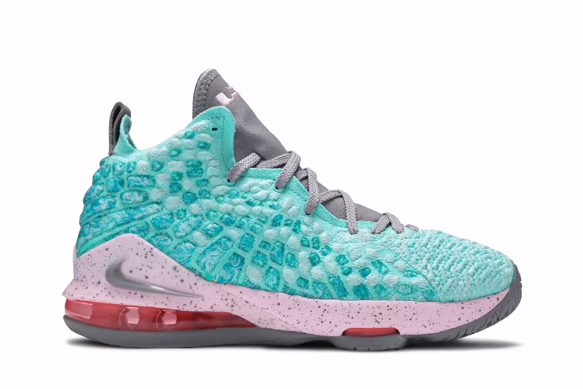 Nike LeBron 17 GS South Beach, view 2