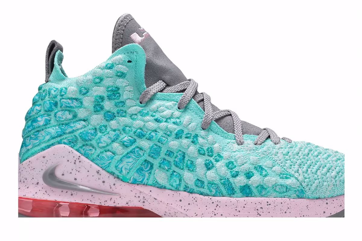 Nike LeBron 17 GS South Beach, view 3
